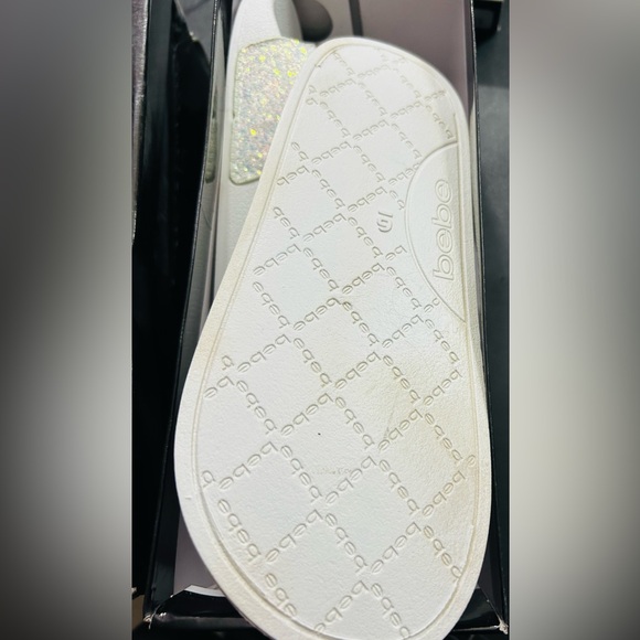 Bebe Fraida Slide Sandals White Sparkle Glitter Slides Size 6M New in Box - Picture 6 of 6